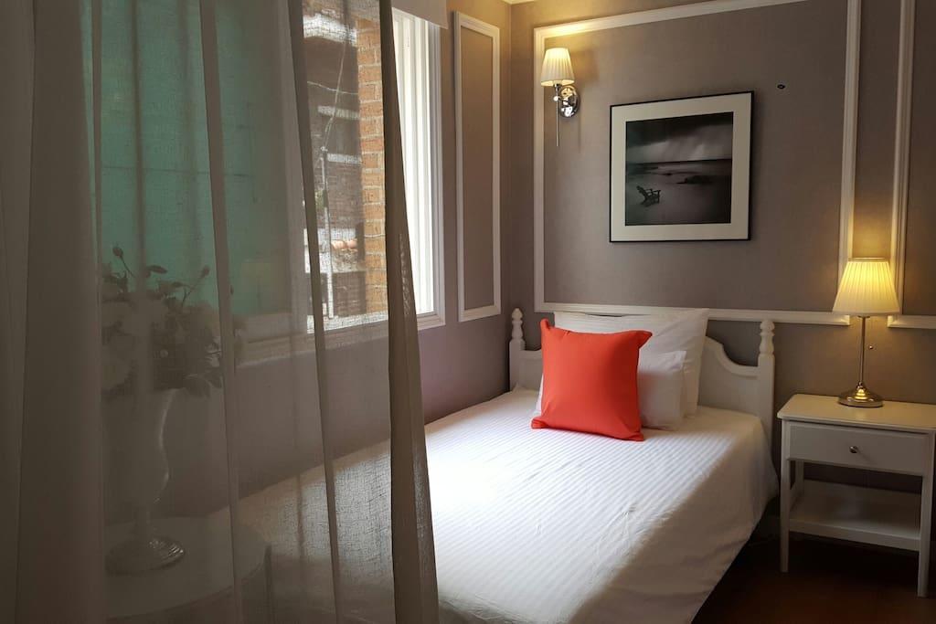 The Kings Park Apartment